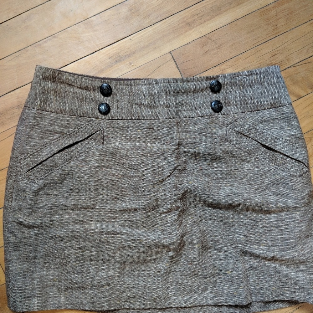 Gorgeous women's skirt with button detail